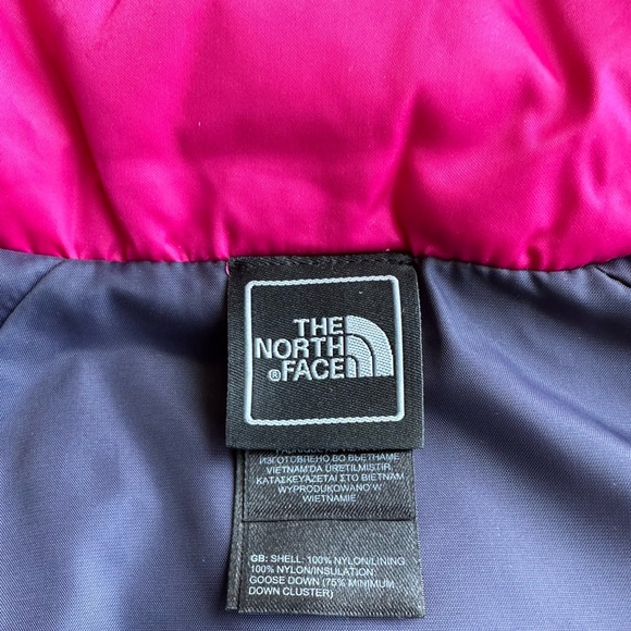 The North Face Pink 550 Fill Quilted Vest - Picture 4 of 8